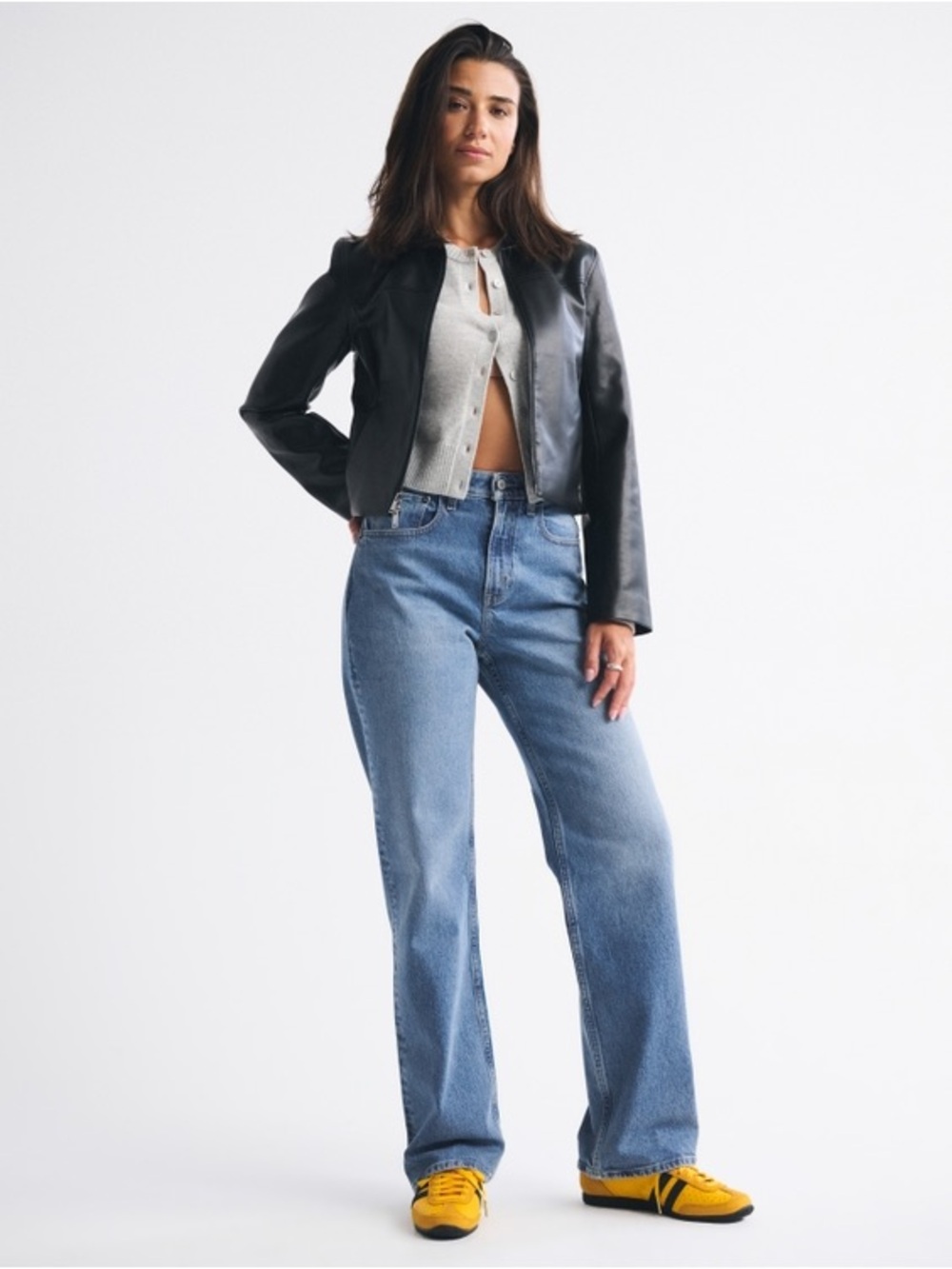 Abercrombie & Fitch Curve Love High Rise 90s Relaxed Jean